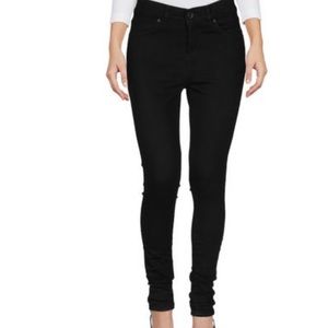 Seven7 High Rise Skinny Jean in Midnight Wash 🆕